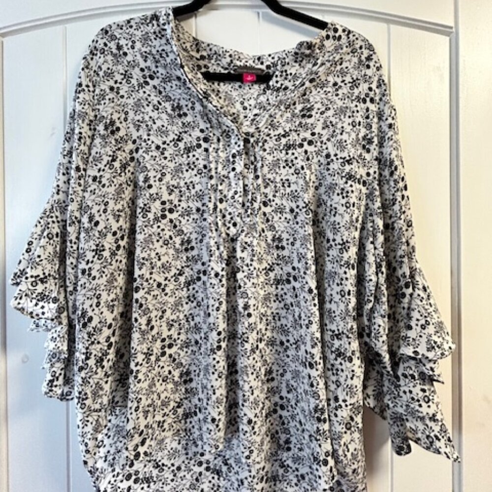 Vince Camuto Ruffle Sleeve Blouse